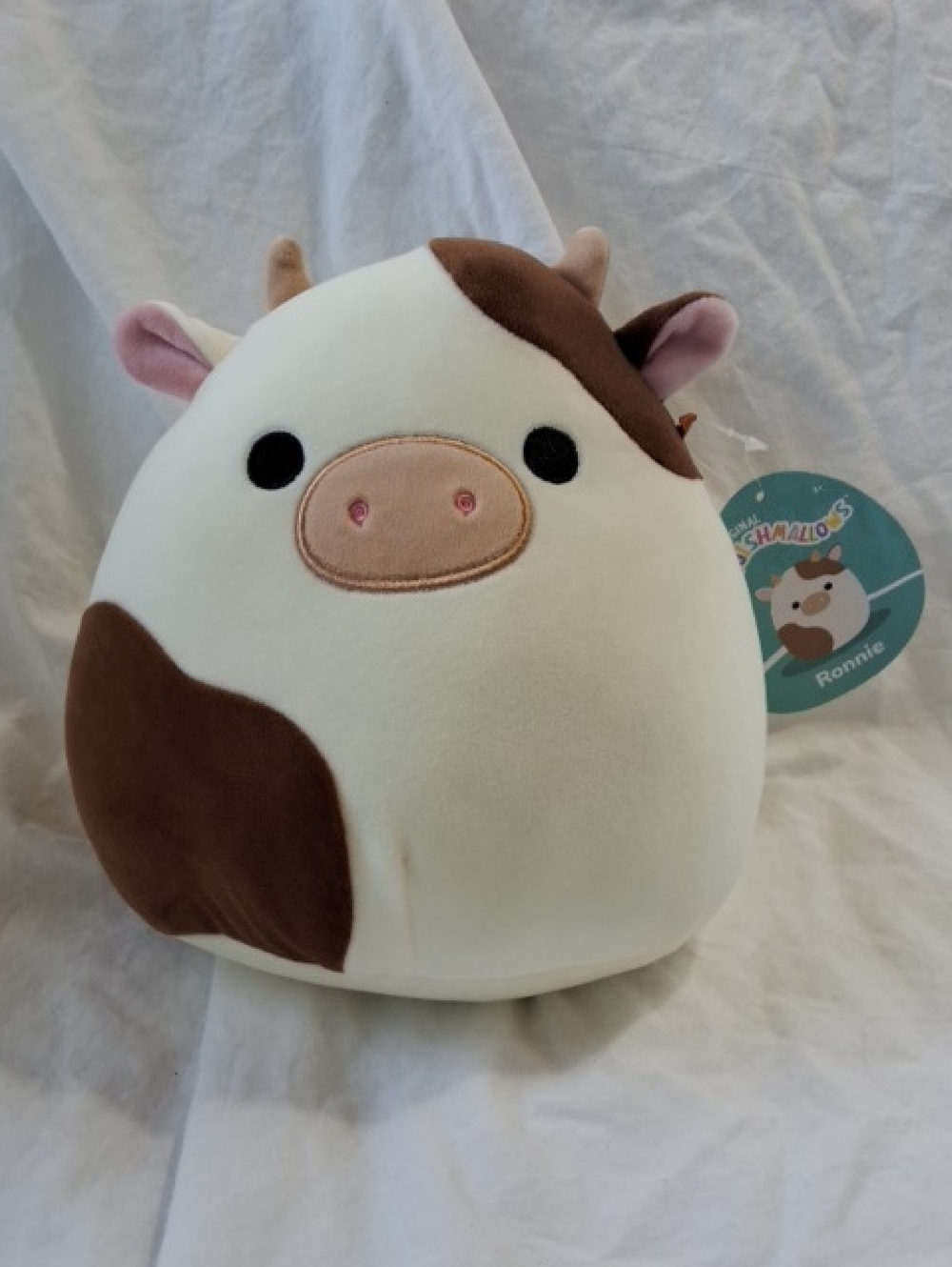 Squishmallows 8" Ronnie the Cow, NWT